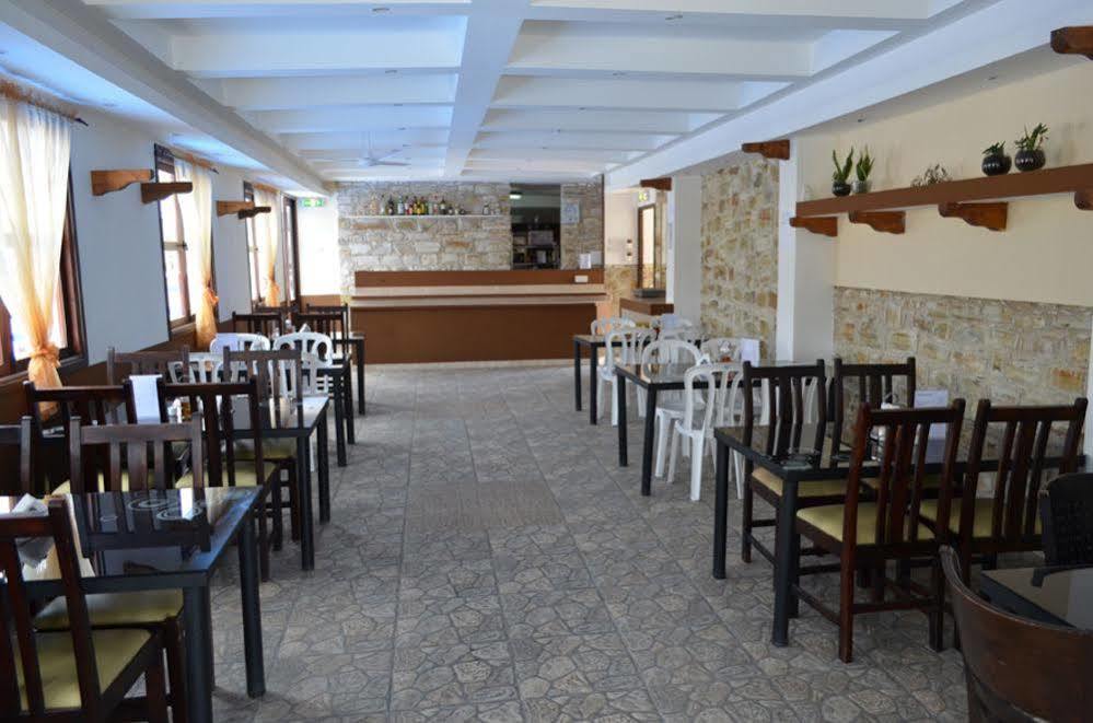 Hotel Vergi Voróklini Kültér fotó